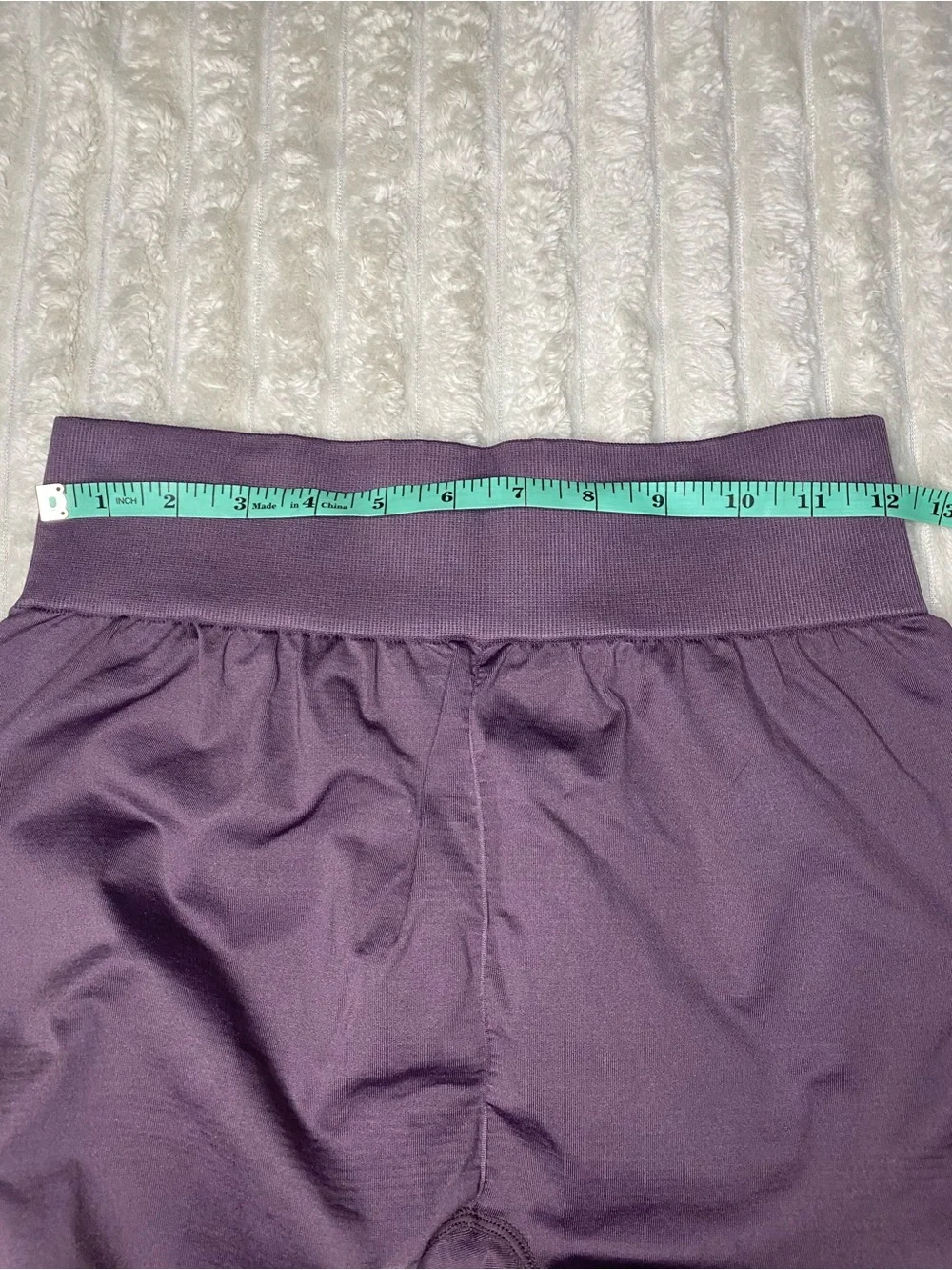 Gymshark Plum Leggings Size M/L (see measurements)
